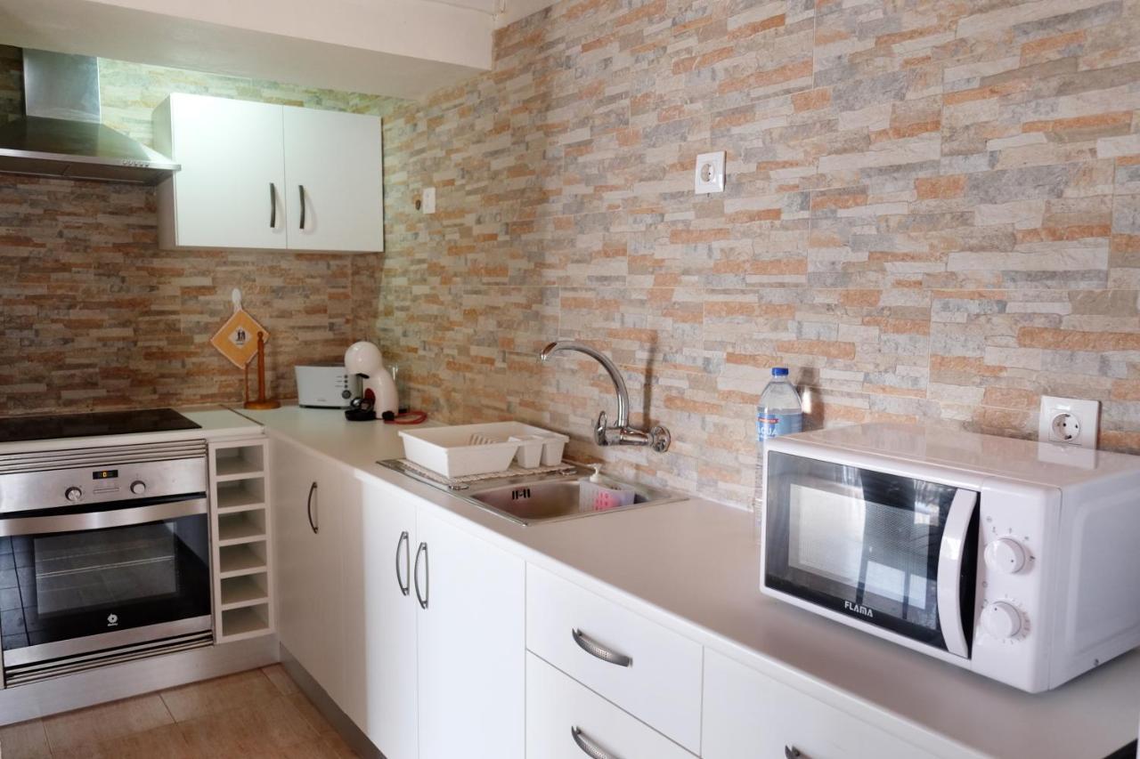 Magnolia - Casa Com Dois Quartos Junto Ao Mar - Renovada Em 2023 Mosteiros  Exterior photo