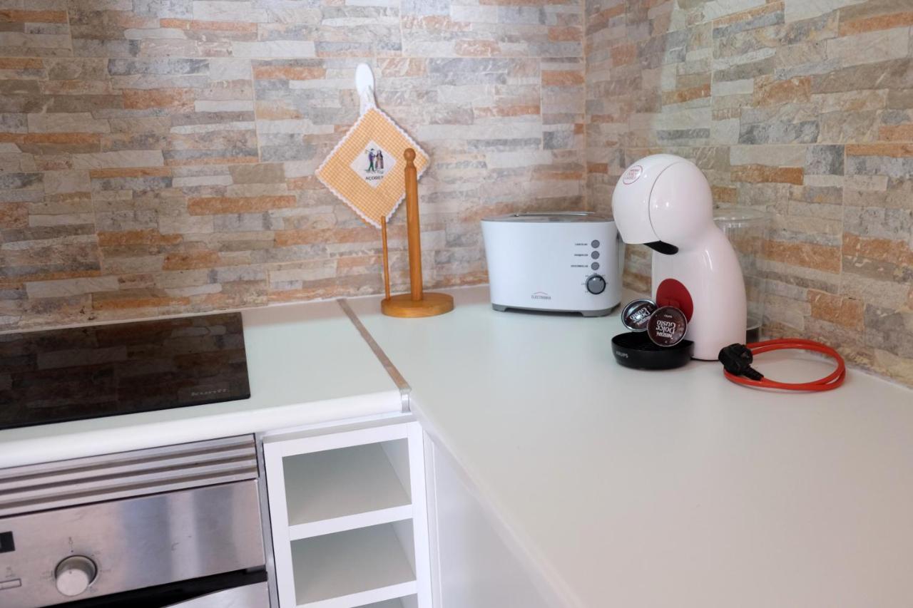 Magnolia - Casa Com Dois Quartos Junto Ao Mar - Renovada Em 2023 Mosteiros  Exterior photo