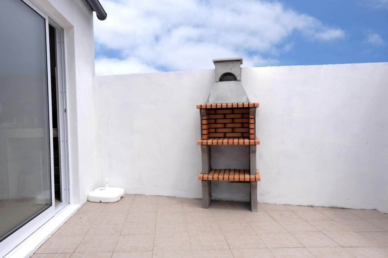 Magnolia - Casa Com Dois Quartos Junto Ao Mar - Renovada Em 2023 Mosteiros  Exterior photo